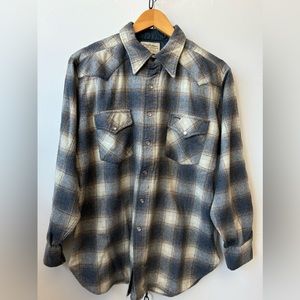Vintage Pendleton 100% Wool Snap Up Plaid Shirt Size XL